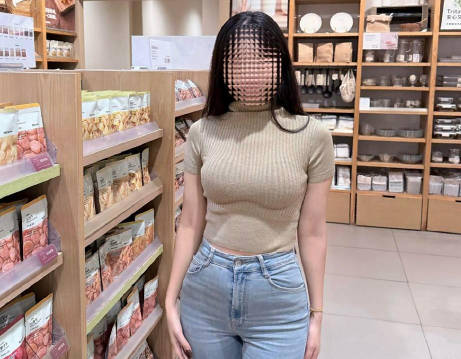 海角社区.肛塞插入堂姐屁眼让堂姐跪舔鸡巴操得堂姐叫爸爸