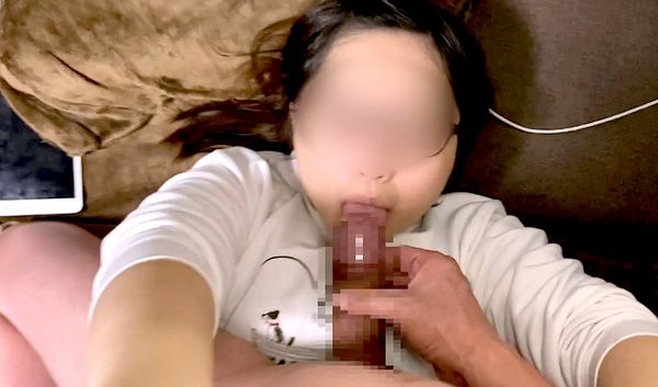 FC2-PPV-4812353 ただ精子を出すために必死